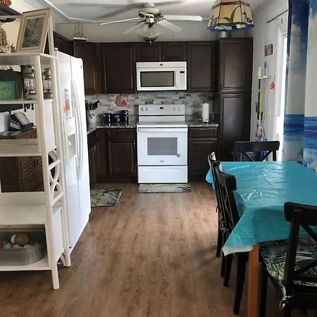 Bayside 1St Floor Oc 2 Br/1Ba Pool Condo Close To Jolly Roger/Convention Center Ocean City Exterior photo